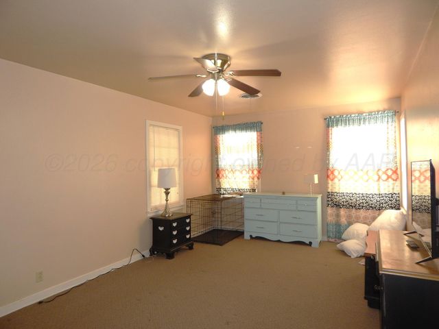 519 Third Street, Mclean, TX 79057