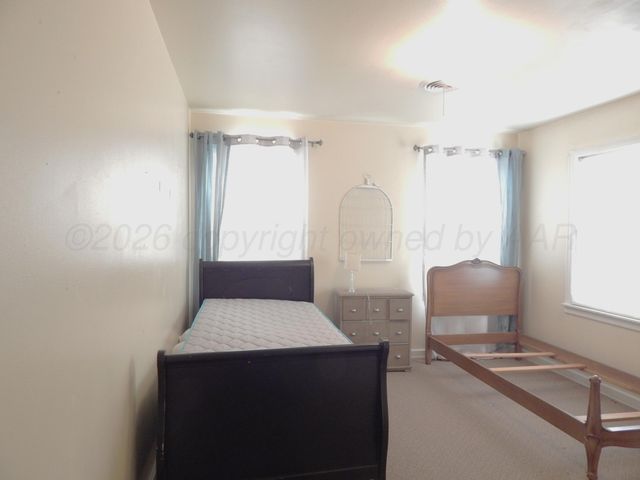 519 Third Street, Mclean, TX 79057