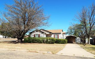 519 Third Street, Mclean, TX 79057