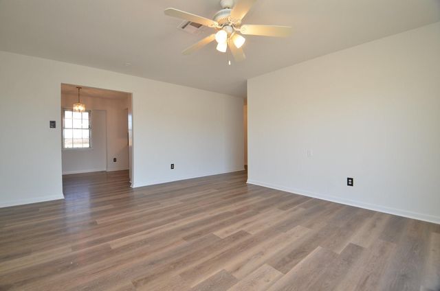 15573 Fm 1887 Road, Hempstead, TX 77445