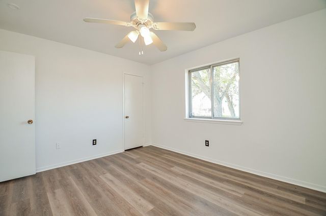 15573 Fm 1887 Road, Hempstead, TX 77445