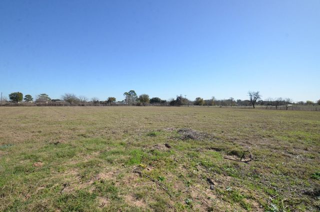 15573 Fm 1887 Road, Hempstead, TX 77445