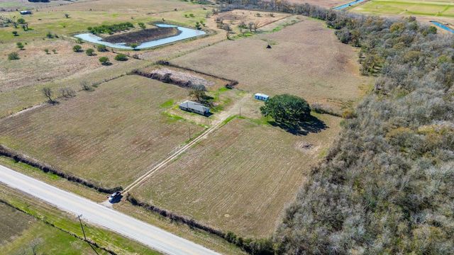 15573 Fm 1887 Road, Hempstead, TX 77445