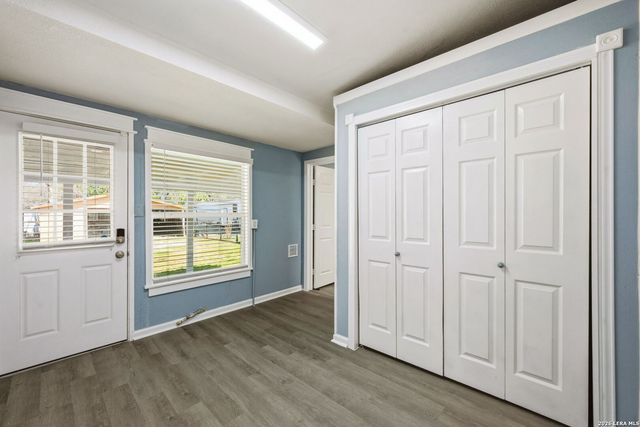 415 Helena, San Antonio, TX 78204