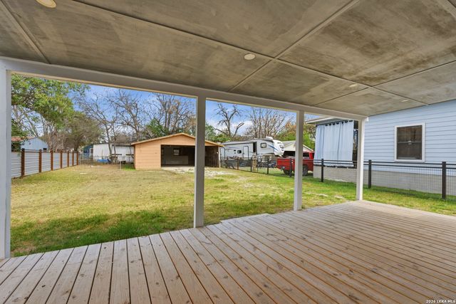 415 Helena, San Antonio, TX 78204