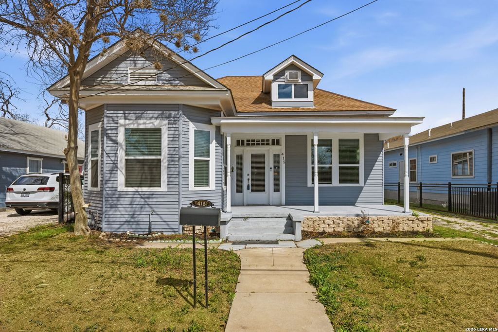 415 Helena, San Antonio, TX 78204