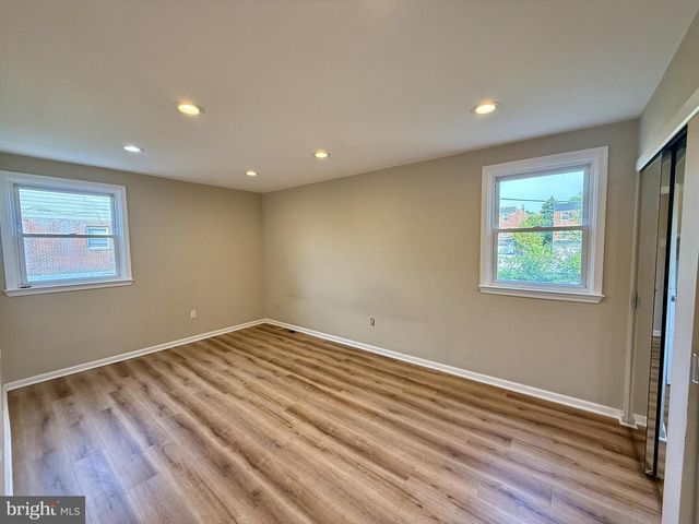 10838 LOCKART CT, Philadelphia, PA 19116