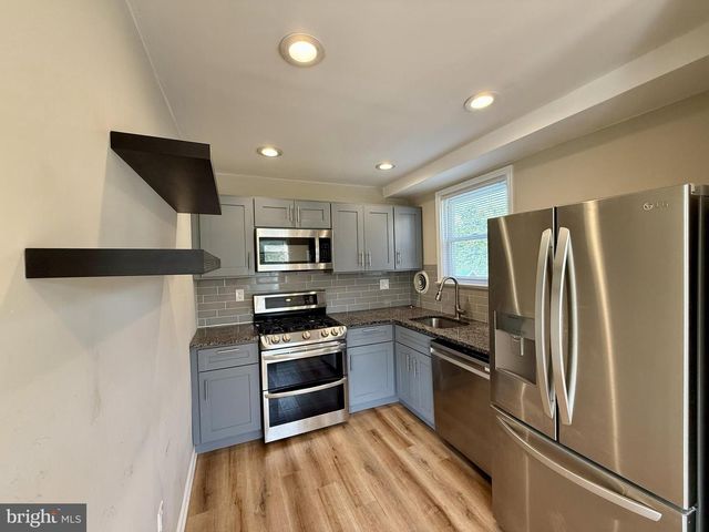 10838 LOCKART CT, Philadelphia, PA 19116