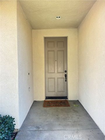 6340 Peach Blossom, Eastvale, CA 92880