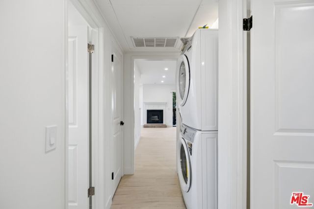 13025 Moorpark Street 208, Los Angeles, CA 91604