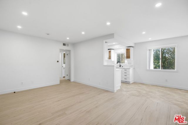 13025 Moorpark Street 208, Los Angeles, CA 91604
