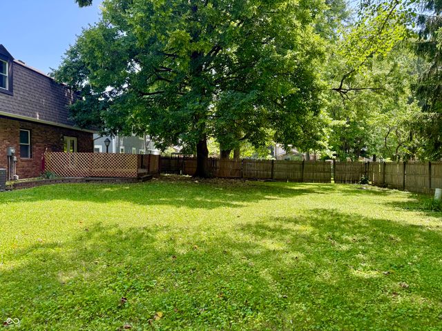 3039 Oberlin Court, Indianapolis, IN 46268