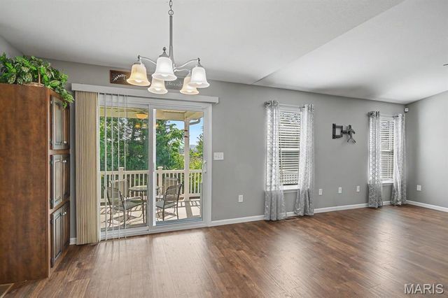 65 Jackson Circle, Festus, MO 63028