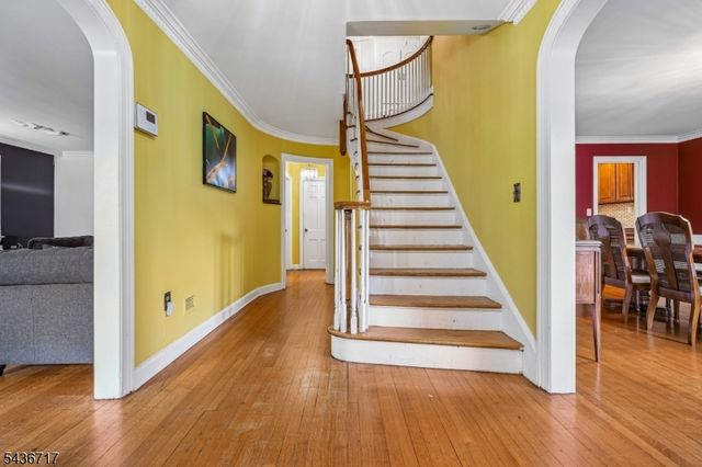 13 Van Velsor Pl, Newark City, NJ 07112