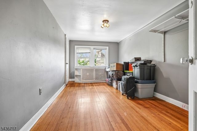 13 Van Velsor Pl, Newark City, NJ 07112