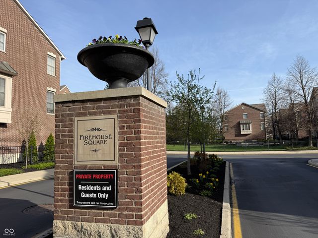 354 E Ohio Street, Indianapolis, IN 46204