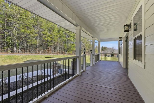 135 Floyds Way, Blairsville, GA 30512