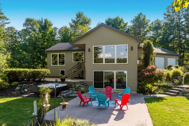 2390 Lake Chandler Drive, East Bay Twp, MI 49696