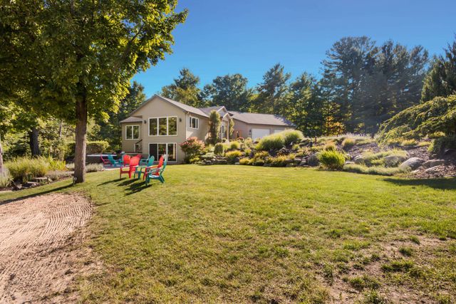 2390 Lake Chandler Drive, East Bay Twp, MI 49696