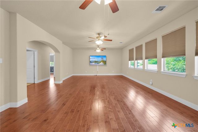 10319 Oak Forest Way, New Braunfels, TX 78132