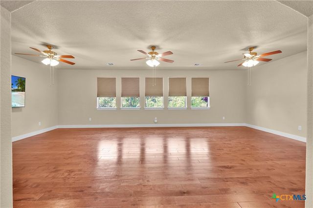 10319 Oak Forest Way, New Braunfels, TX 78132