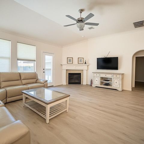 1905 Emerald Breeze Court, Pearland, TX 77089