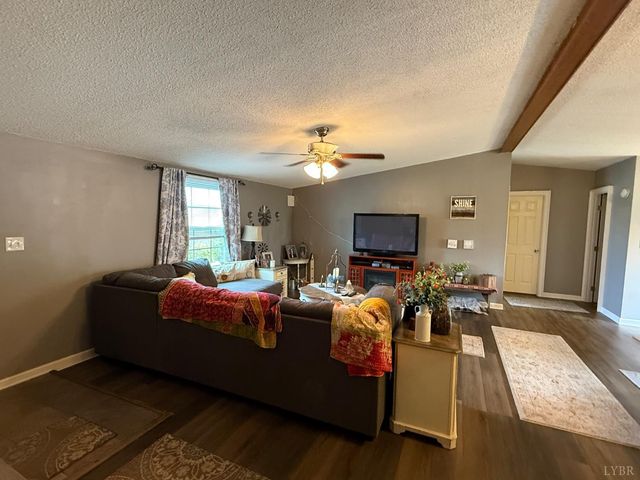 304 Plain Ridge Drive, Evington, VA 24550