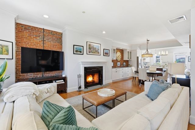 754 Tremont St 4, Boston, MA 02118