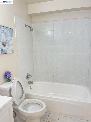 478 Joost Ave, San Francisco, CA 94127