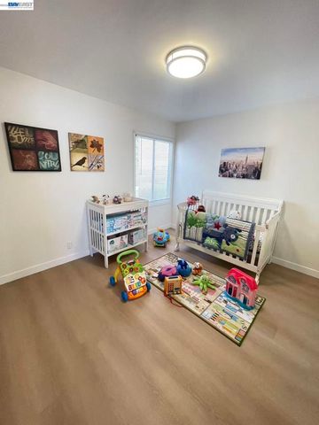478 Joost Ave, San Francisco, CA 94127