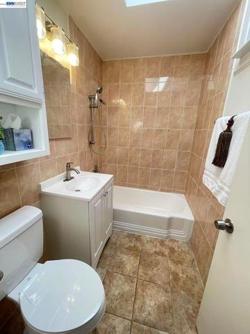 478 Joost Ave, San Francisco, CA 94127