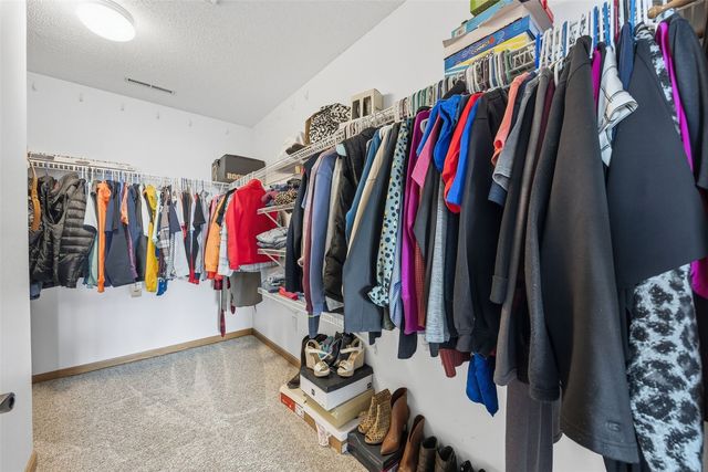 818 High Point Drive SW, Cedar Rapids, IA 52404