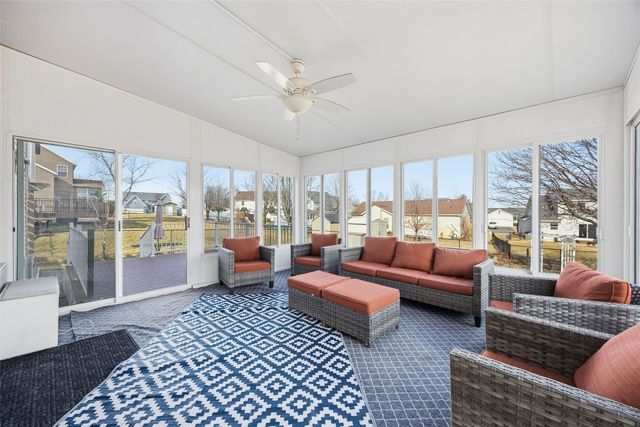 818 High Point Drive SW, Cedar Rapids, IA 52404