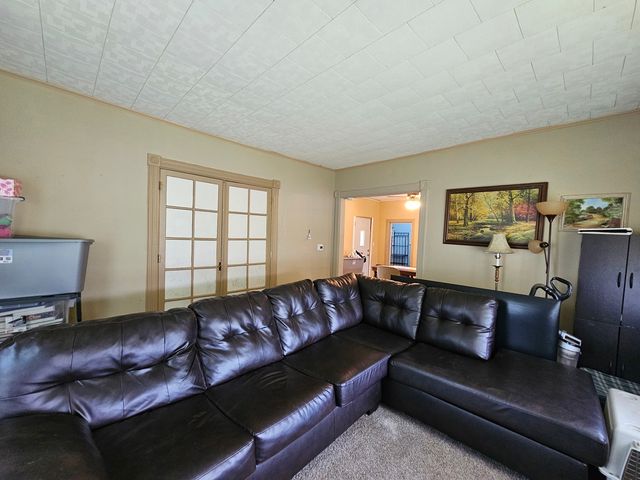 302 E Park Street, Morrison, IL 61270