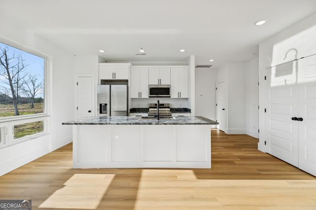 71 Ballard Road, Trenton, GA 30752