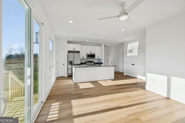 71 Ballard Road, Trenton, GA 30752