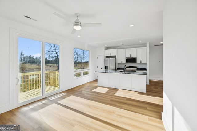 71 Ballard Road, Trenton, GA 30752