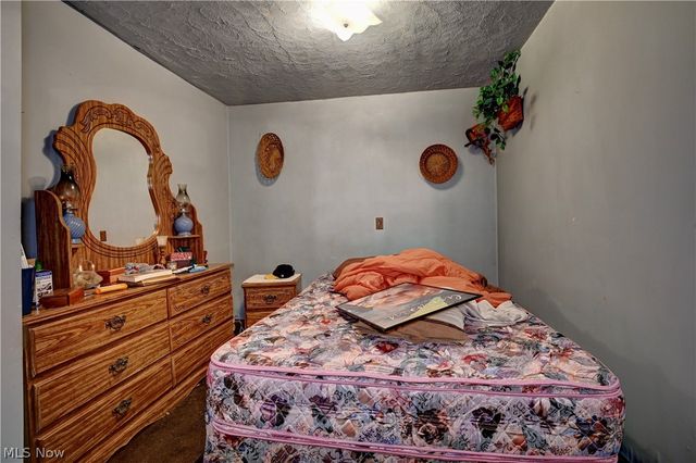 357 3rd Street NW, New Philadelphia, OH 44663