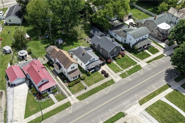 357 3rd Street NW, New Philadelphia, OH 44663