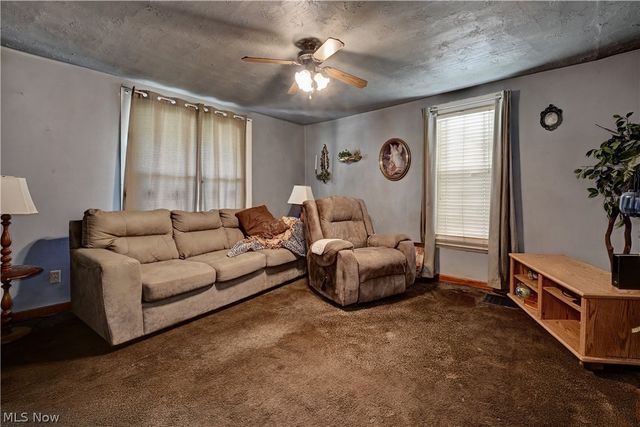 357 3rd Street NW, New Philadelphia, OH 44663