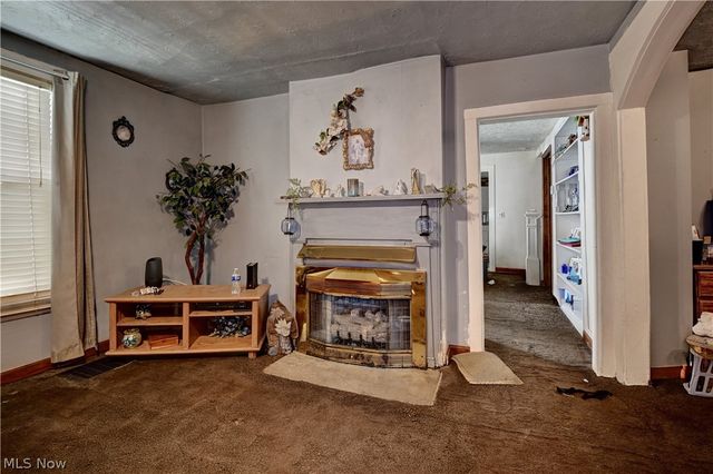 357 3rd Street NW, New Philadelphia, OH 44663