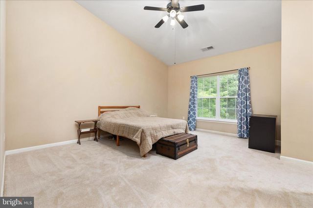 660 BEEHIVE WAY, Winchester, VA 22601