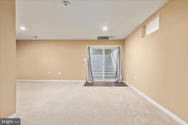 660 BEEHIVE WAY, Winchester, VA 22601