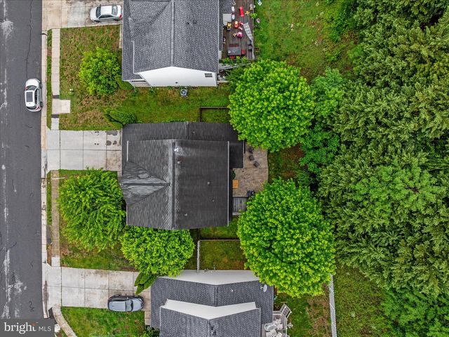 660 BEEHIVE WAY, Winchester, VA 22601
