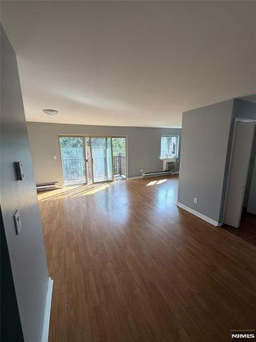 187 Brighton Avenue C4, Belleville, NJ 07109