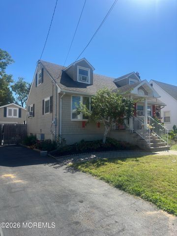 64 Waackaack Avenue, Keansburg, NJ 07734