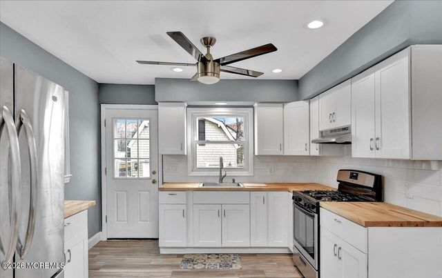 64 Waackaack Avenue, Keansburg, NJ 07734