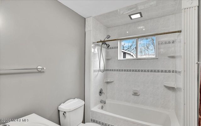 64 Waackaack Avenue, Keansburg, NJ 07734