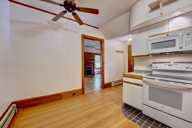 151 Lafayette Rd Apt 1, Portsmouth, NH 03801