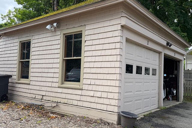 151 Lafayette Rd Apt 1, Portsmouth, NH 03801